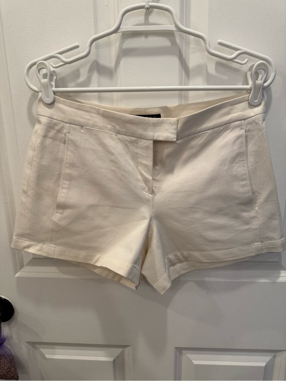 Theory Cream Tailored Women's Shorts
